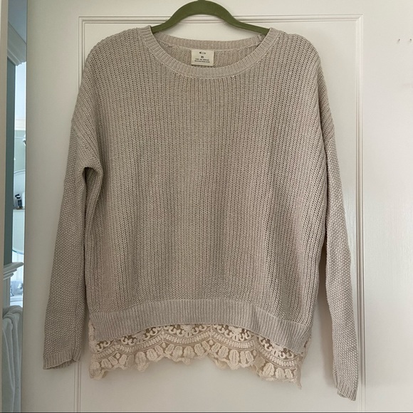Urban Outfitters Oversized Beige Sweater - Picture 3 of 5
